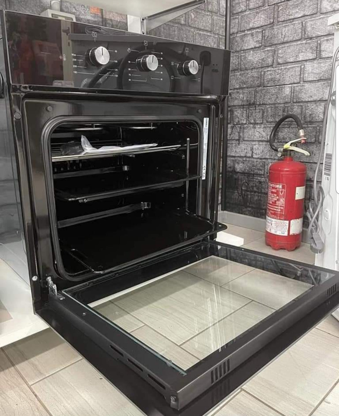 FORNO NERO ELETTRICO VENTILATO